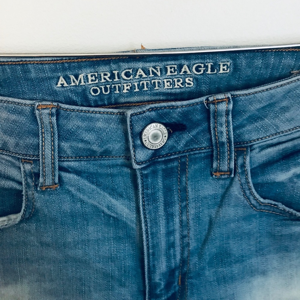 AE Jeans - Picture 2 of 4